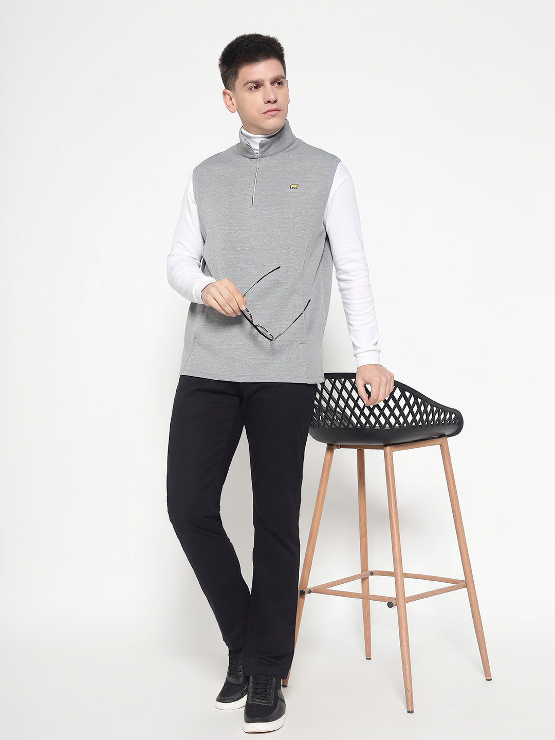 Men's Sleevless Tech Vest – Charcol Grey